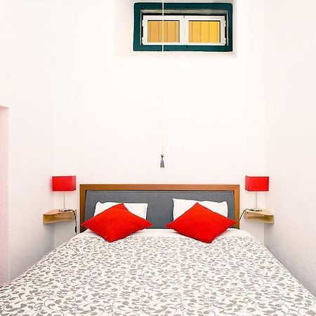 Renewed Apartment In Alfama Lisbona Esterno foto